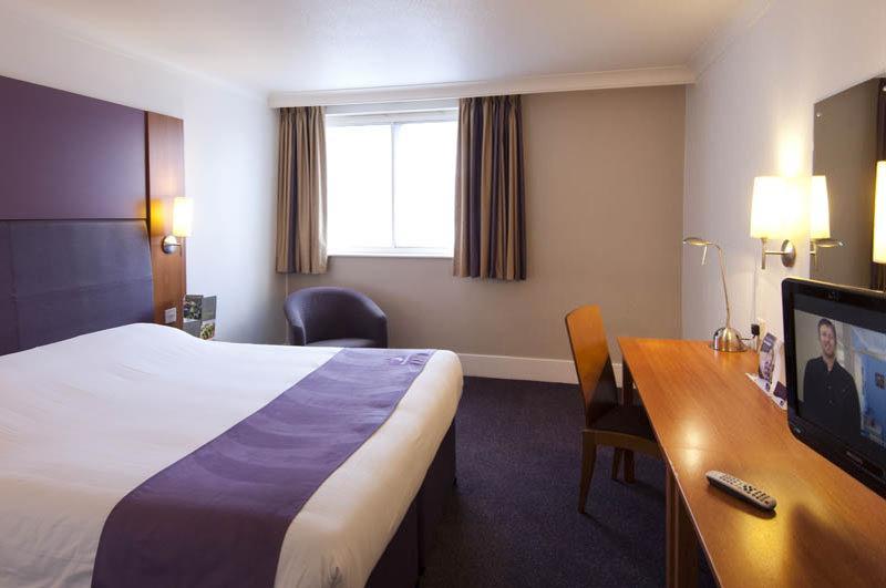 Premier Inn Aylesbury Luaran gambar