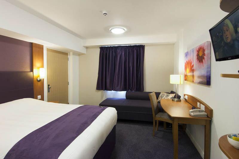Premier Inn Aylesbury Luaran gambar